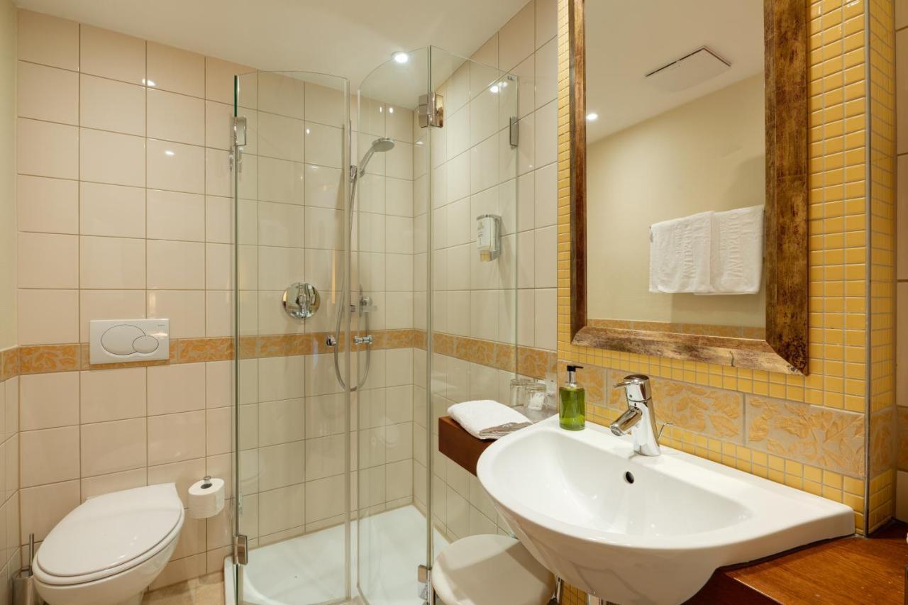 Romantik Hotel Waldschloesschen Schleswig Luaran gambar