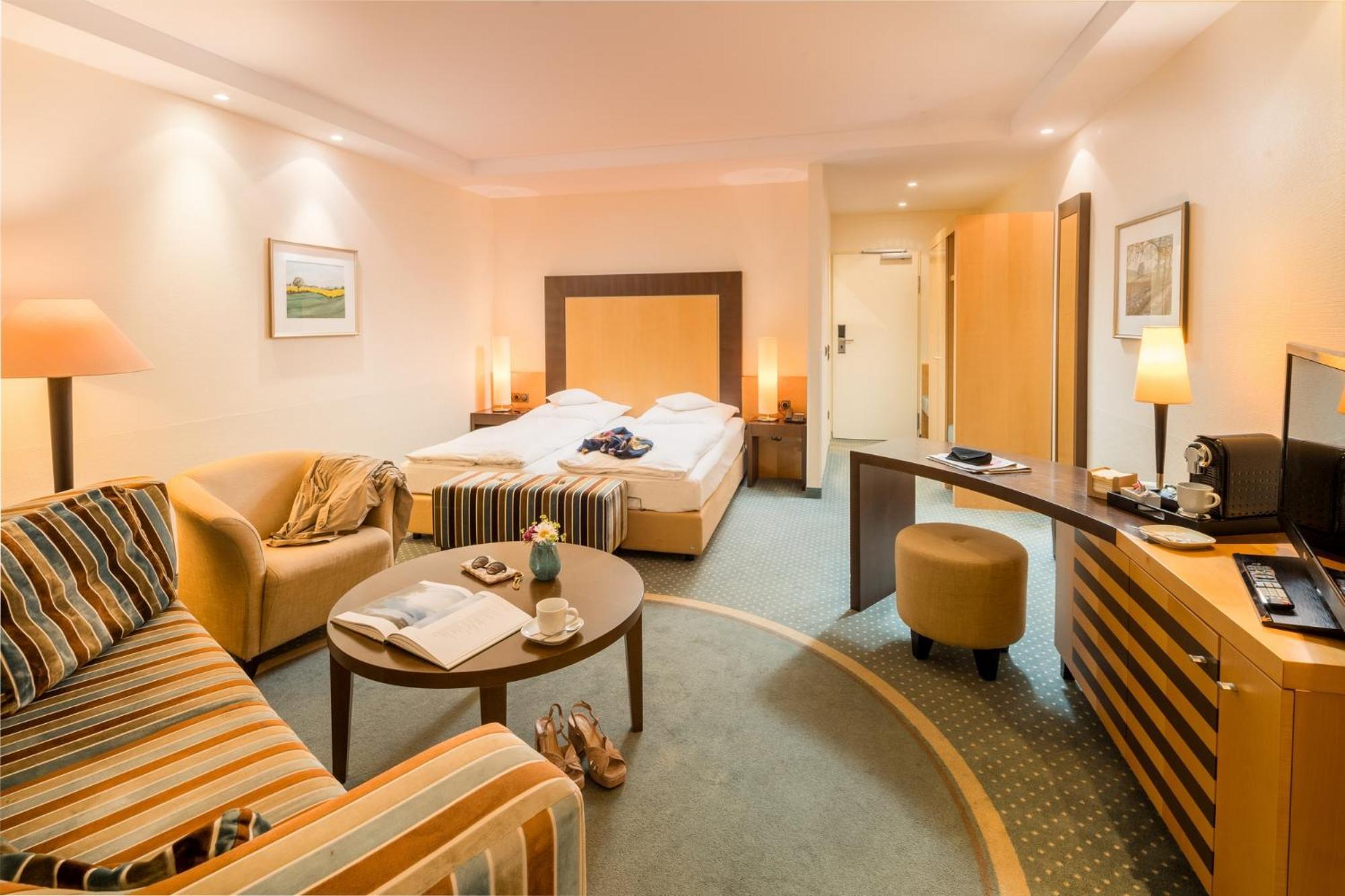 Romantik Hotel Waldschloesschen Schleswig Luaran gambar
